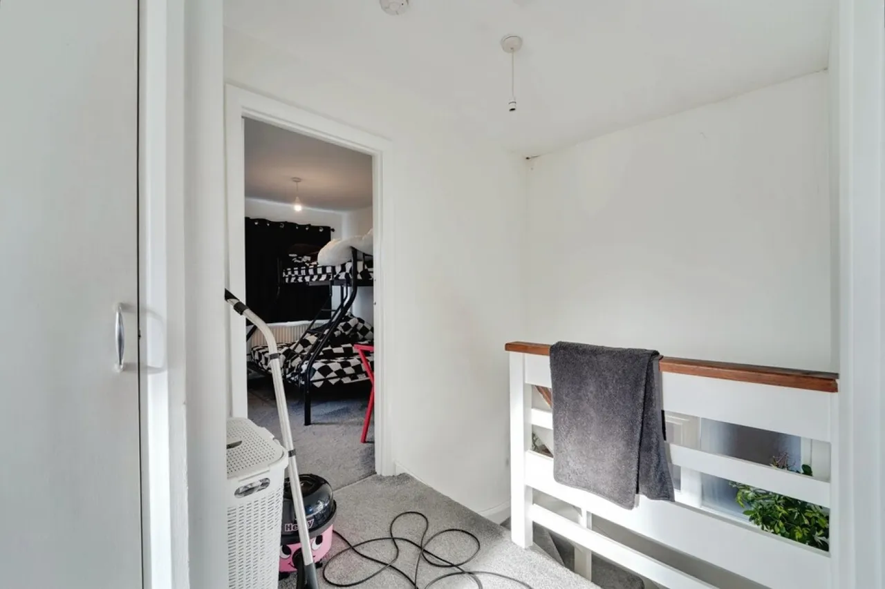 Gainsborough Rise, Bedford, MK41, photo 20
