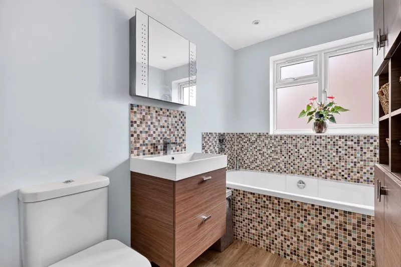 Woodlands Park, Addlestone KT15 1AG, photo 15