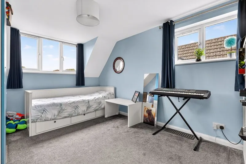 Woodlands Park, Addlestone KT15 1AG, photo 12