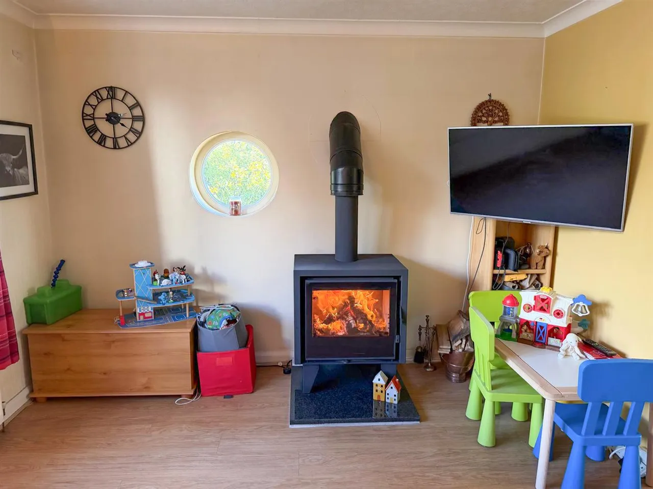 Nab View, Silsden, BD20 9PU, photo 4