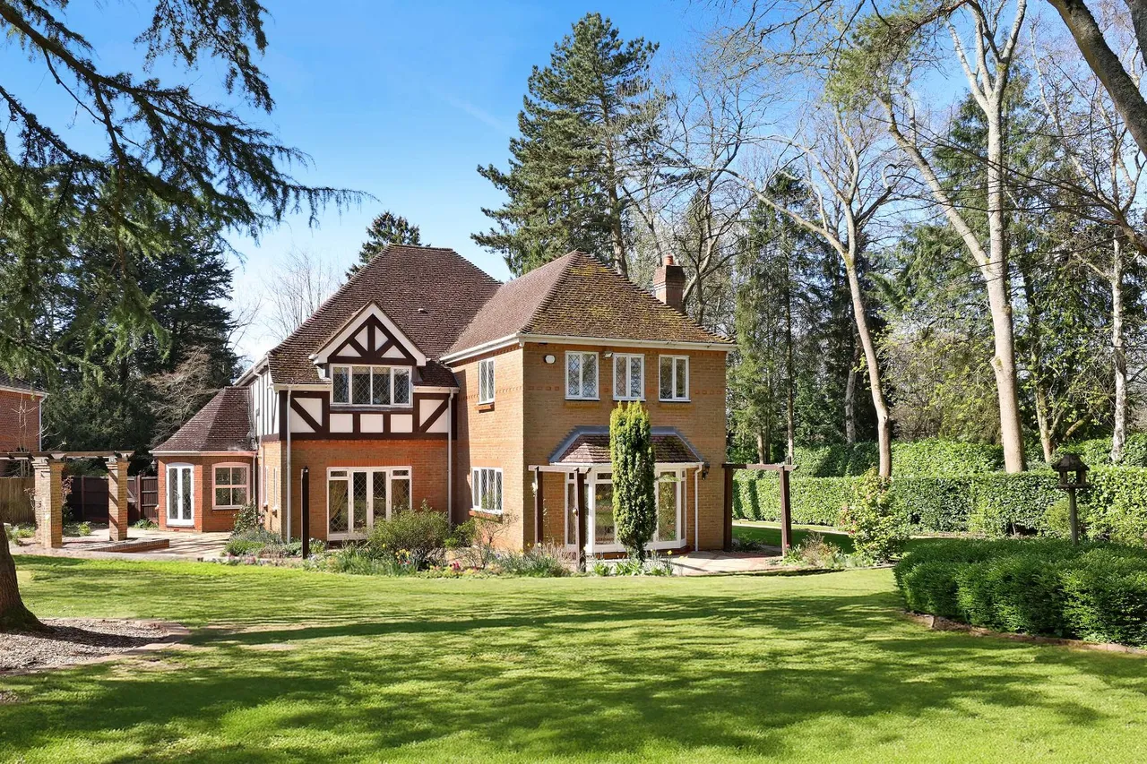 Manor Road, Penn, HP10, photo 3