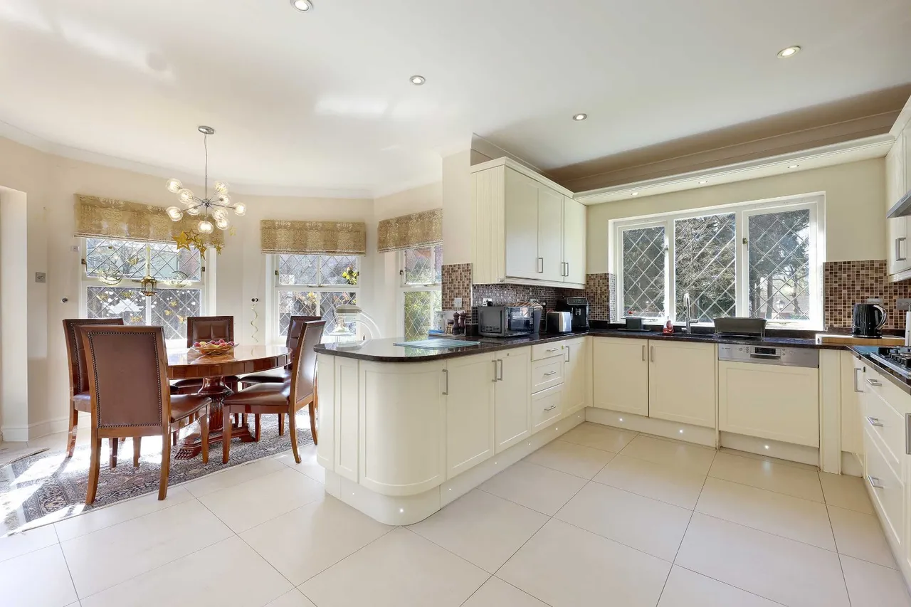Manor Road, Penn, HP10, photo 9