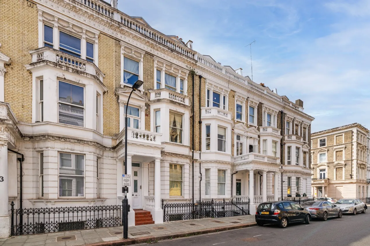 2 bed flat for sale, Castletown Road, West Kensington, W14