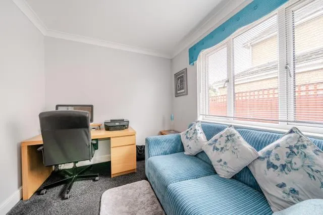 The Drive, Ashford, TW15, photo 7