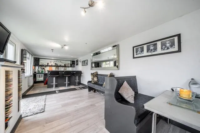 The Drive, Ashford, TW15, photo 13