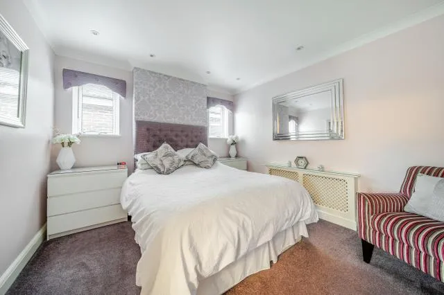 The Drive, Ashford, TW15, photo 5