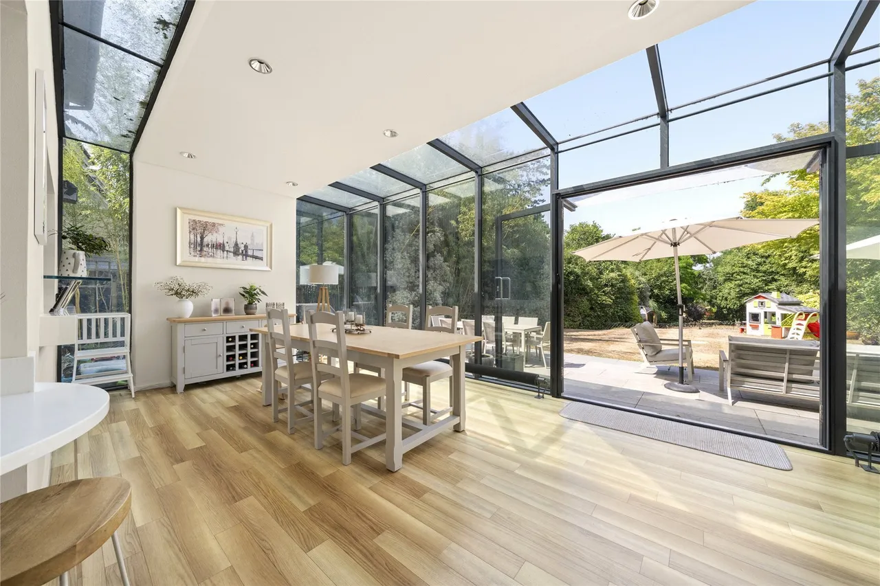 Portmore Park Road, Weybridge, Surrey, KT13, photo 6