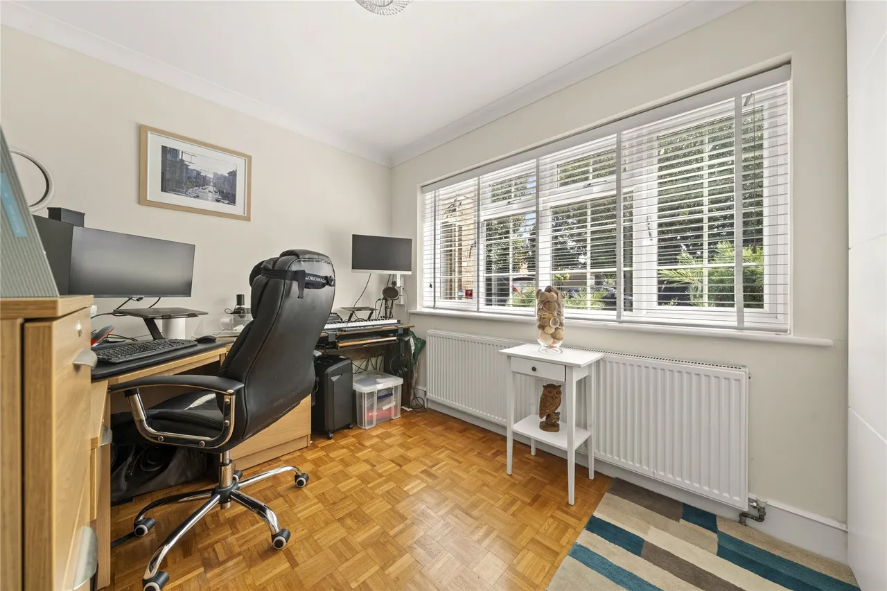 Portmore Park Road, Weybridge, Surrey, KT13, photo 8