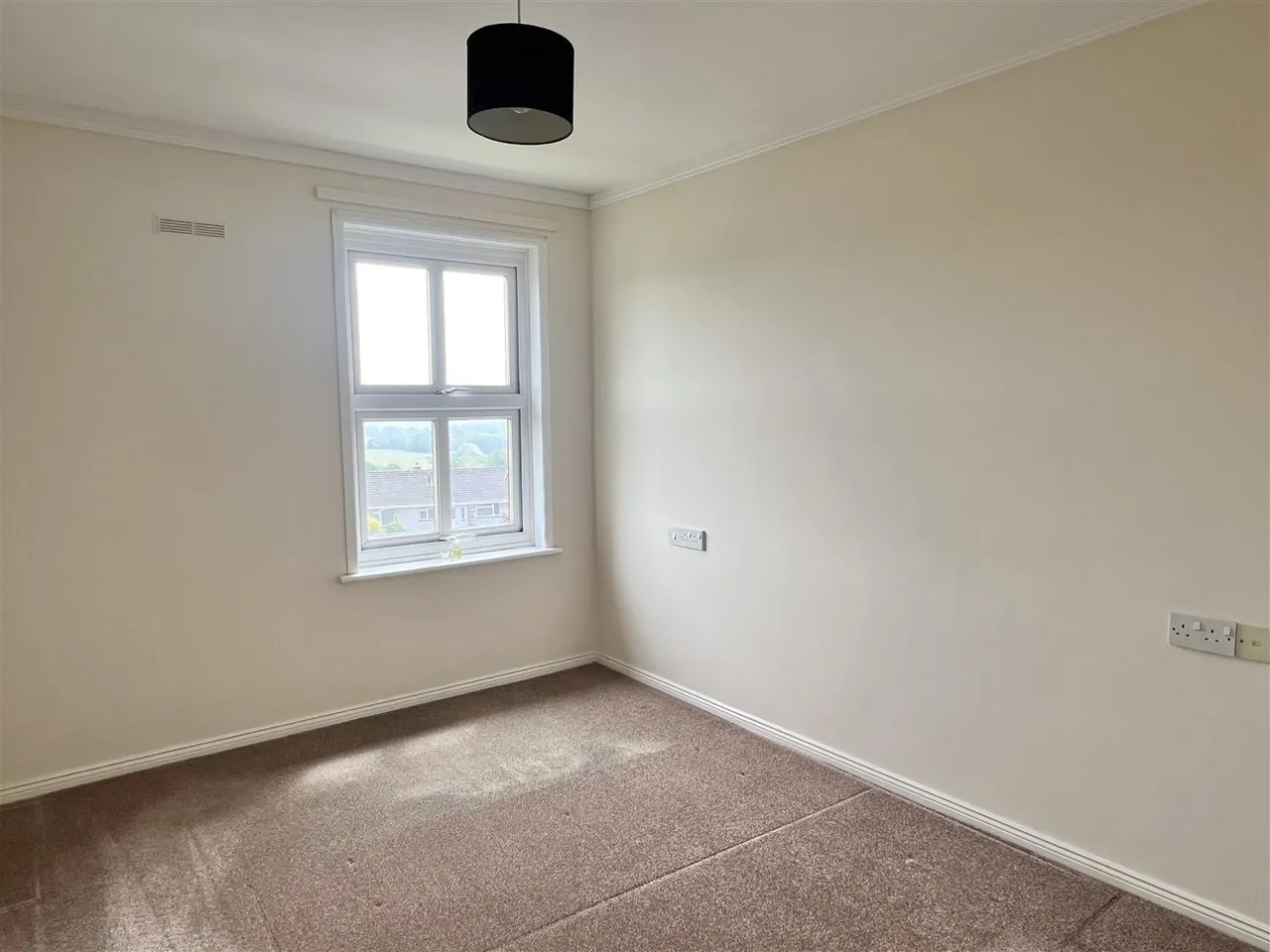 Chisholme Close, St. Austell, photo 11