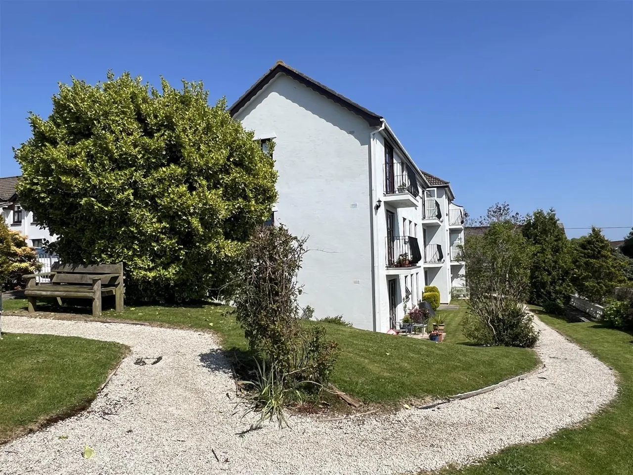 Chisholme Close, St. Austell, photo 13