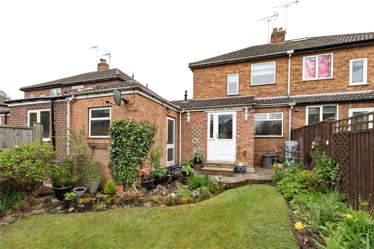 Oakridge Avenue, Menston, LS29, photo 12