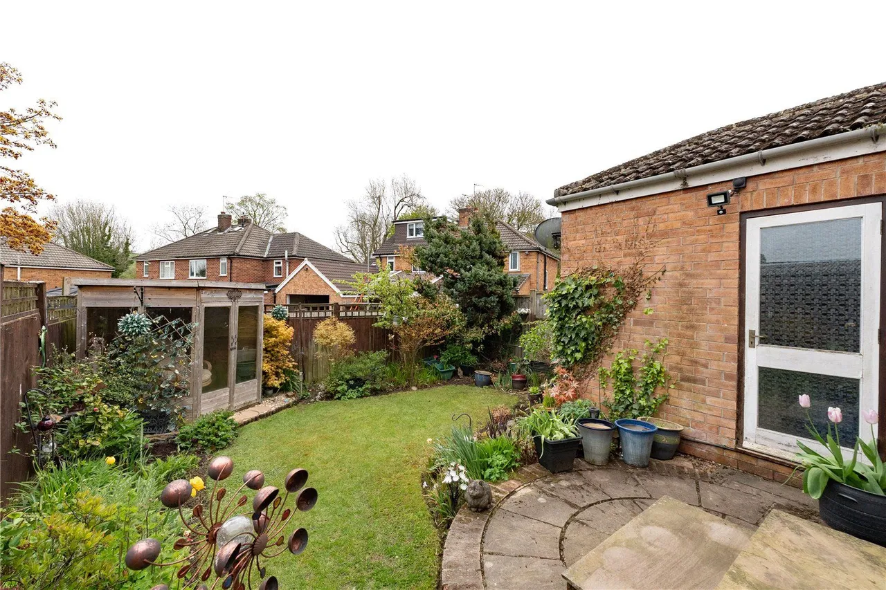 Oakridge Avenue, Menston, LS29, photo 13