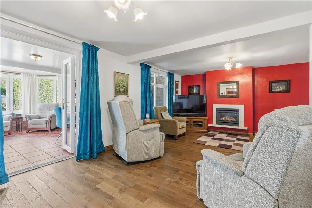 Glen Crescent, Stamford, PE9, photo 8