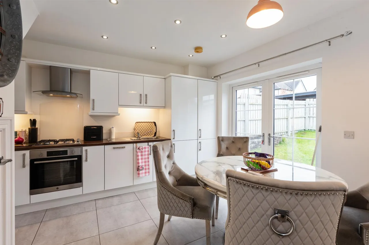 Millmount Village Square, Dundonald, BT16, photo 13