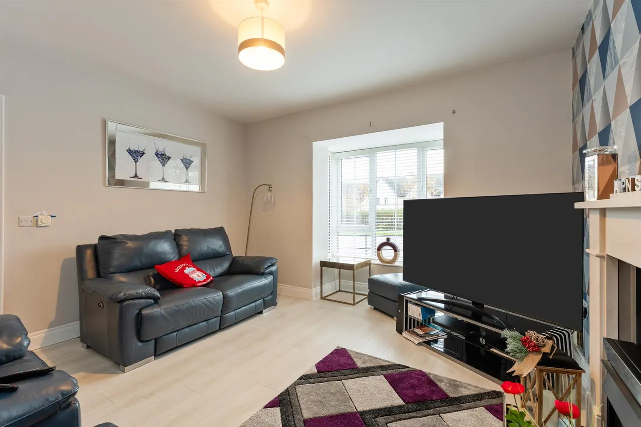 Millmount Village Square, Dundonald, BT16, photo 6