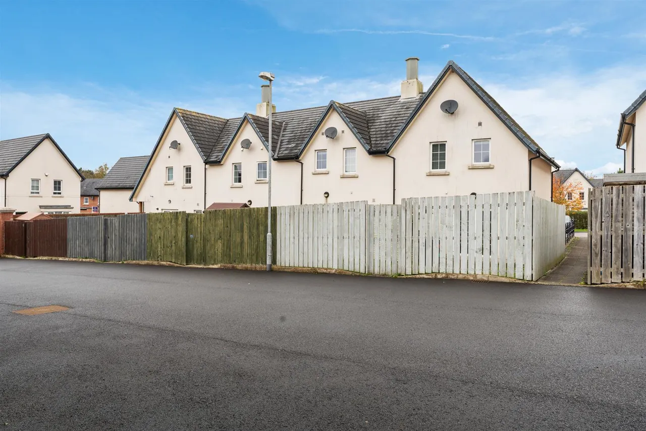 Millmount Village Square, Dundonald, BT16, photo 24