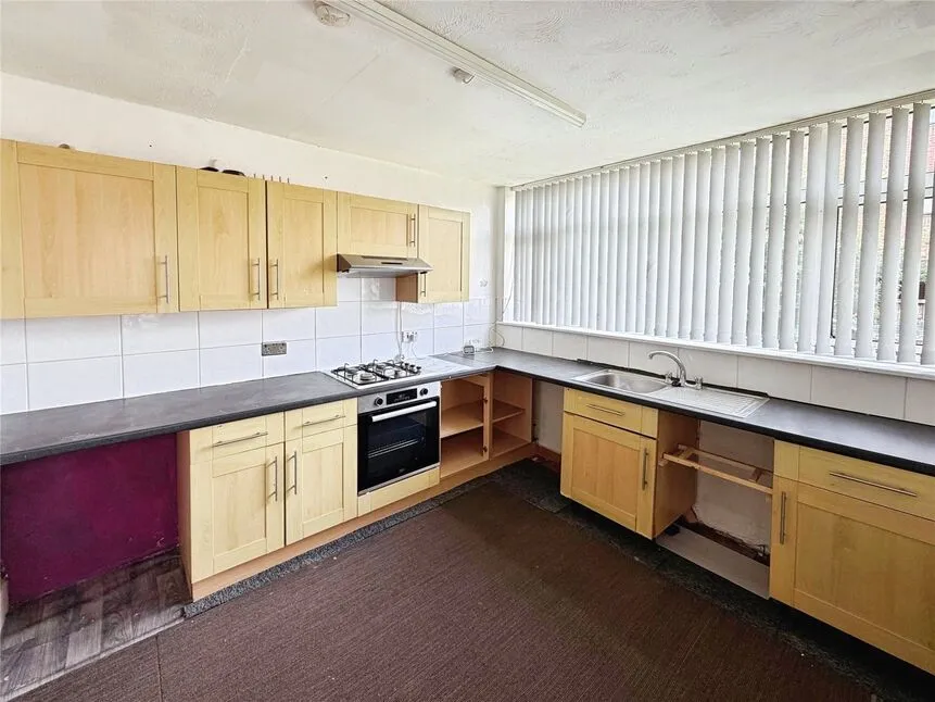 Springwell Lane, Balby, Doncaster, South Yorkshire, DN4, photo 6