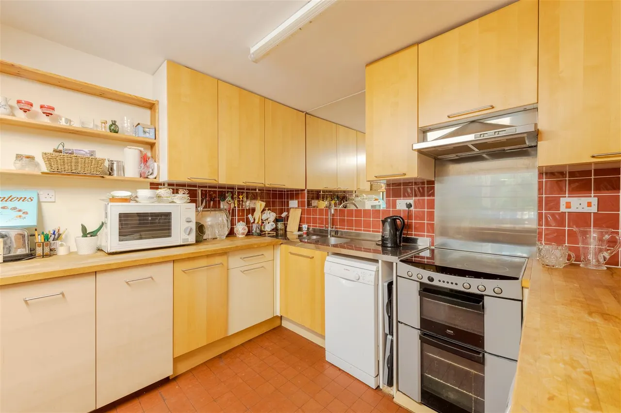 Bradford Lane, Belbroughton, Stourbridge, photo 12