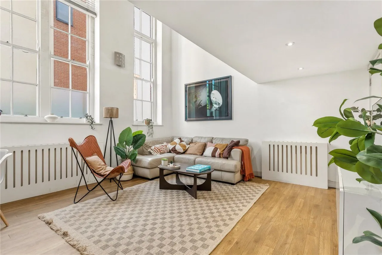 Gatton Road, London, SW17, photo 2