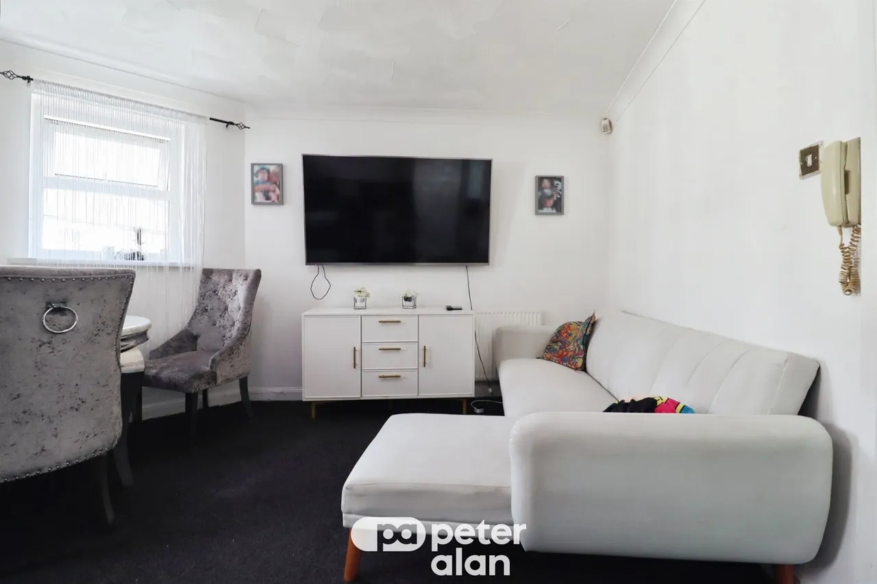 Railway Street, Cardiff, CF24, photo 5