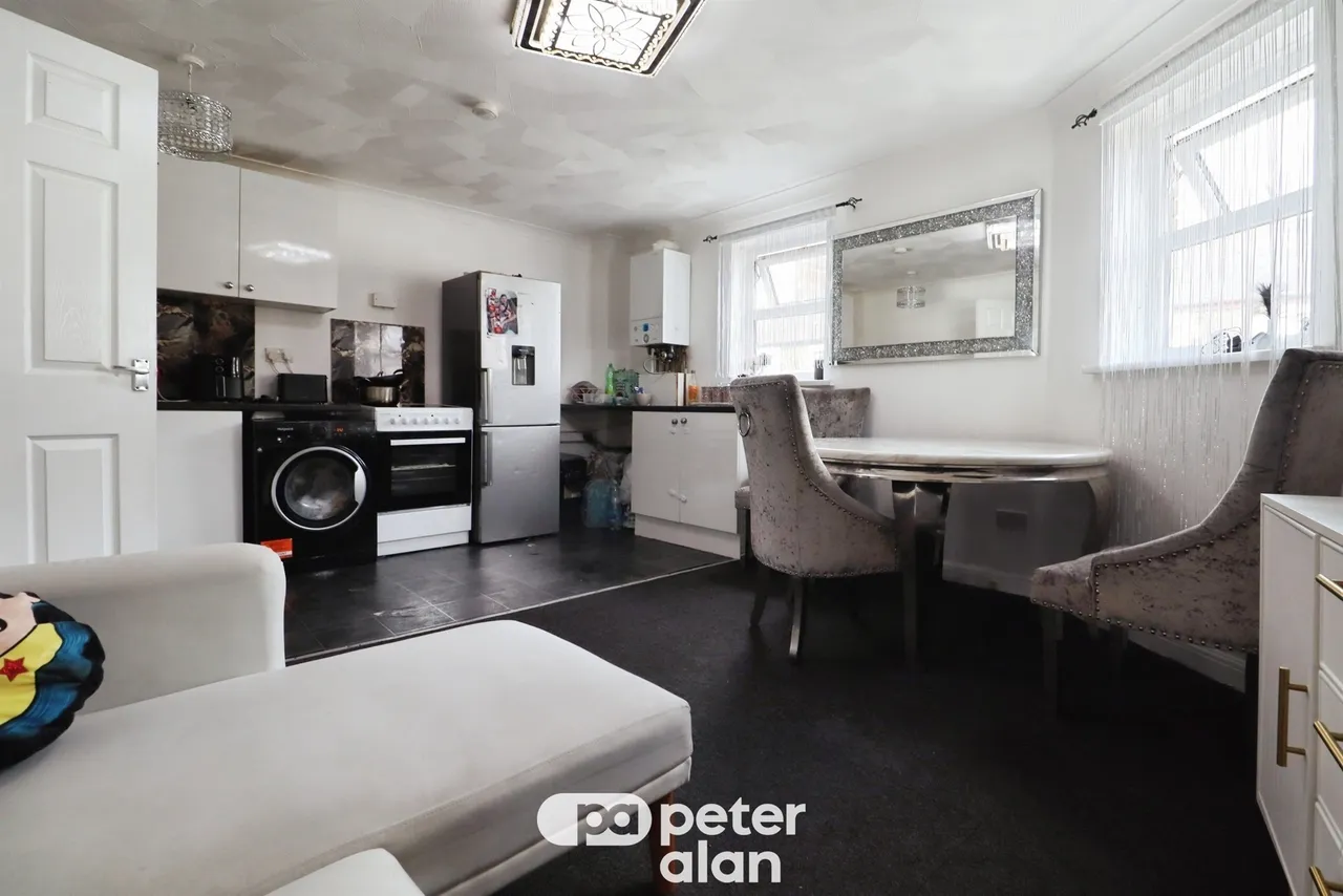 Railway Street, Cardiff, CF24, photo 2