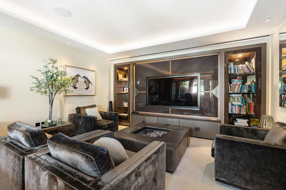 Mount Avenue, London, W5, photo 13