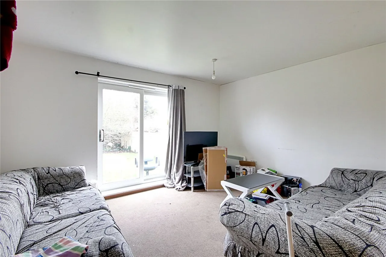 Rossmore Close, Enfield, photo 3