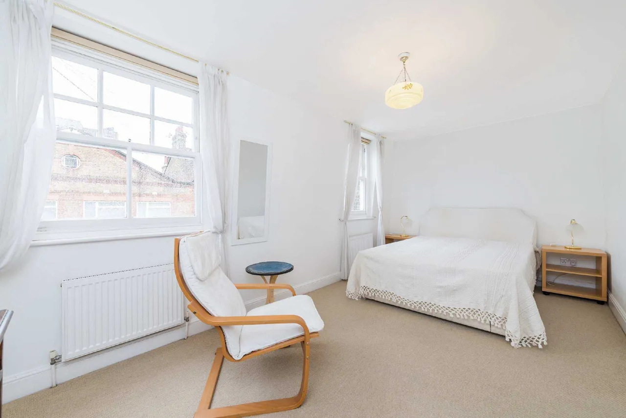 Edgeley Road, London, SW4, photo 5