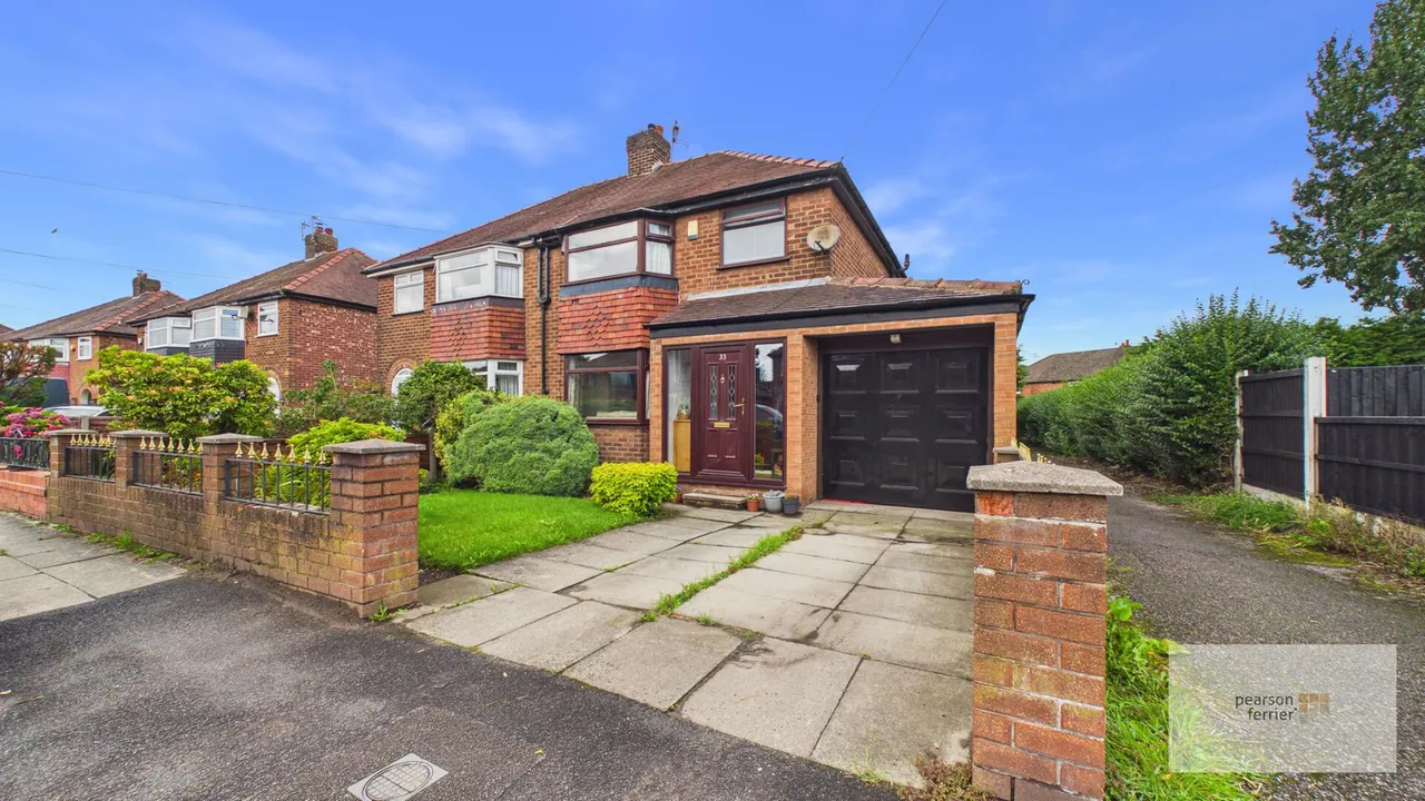 3 bed house for sale, Oak Lane, Whitefield, M45