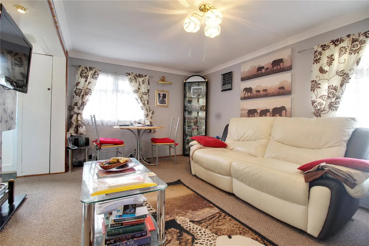 Chilton Farm Park, Fleet Road, Farnborough, Hampshire, GU14 9SJ, photo 3