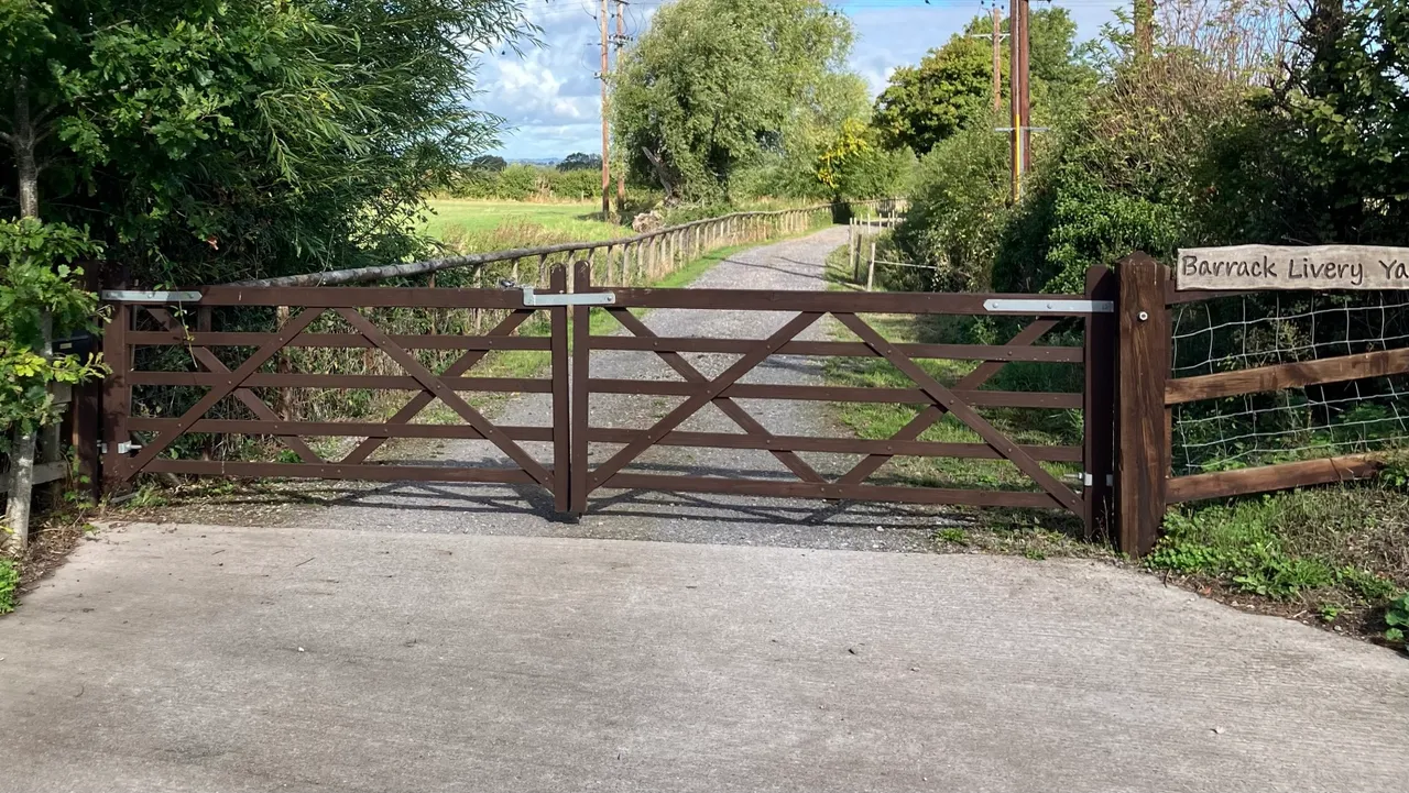 Coulston, Westbury, BA13, photo 2