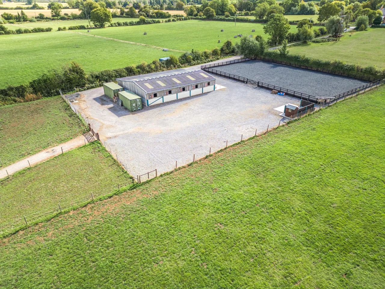 Coulston, Westbury, BA13, photo 3