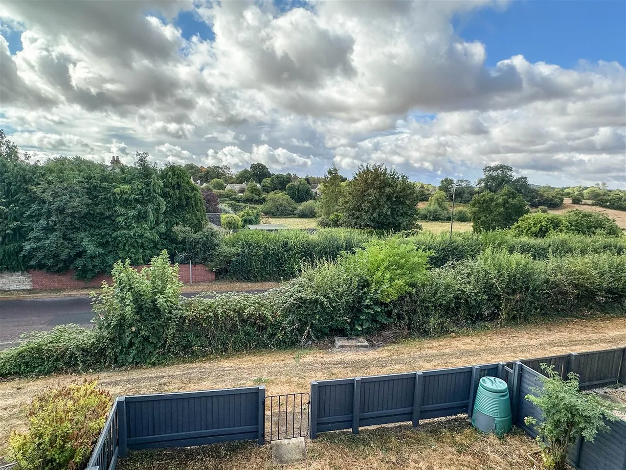 Bremilham Rise, Malmesbury, SN16, photo 12