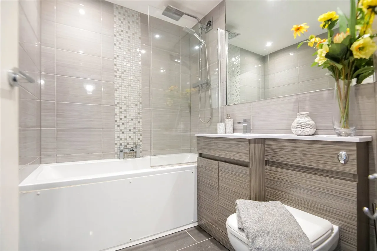 Argyll Place, Brancumhall, East Kilbride, South Lanarkshire, G74, photo 5
