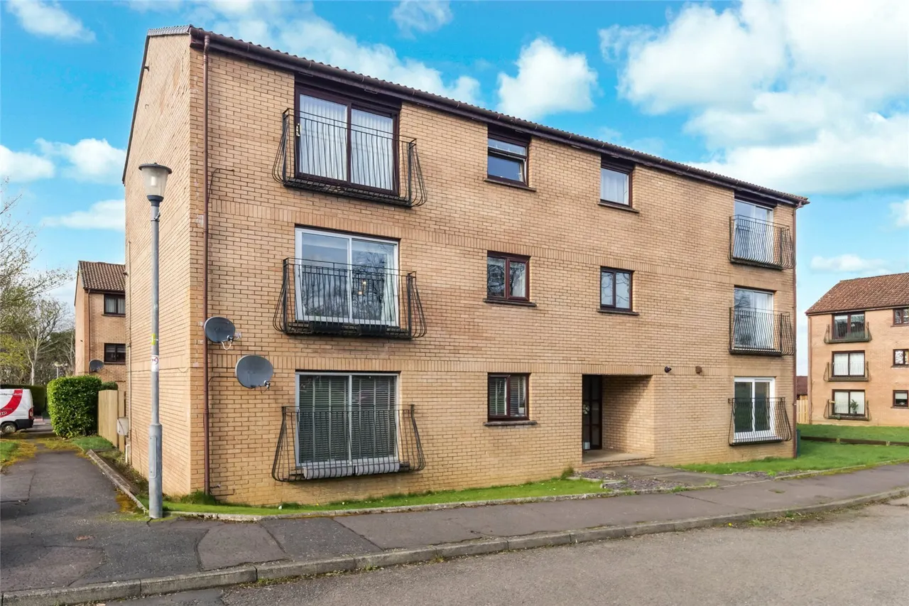 2 bed flat for sale — Argyll Place, Brancumhall, East Kilbride, South Lanarkshire, G74