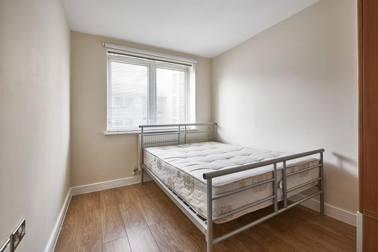Newport Avenue, E14, photo 2