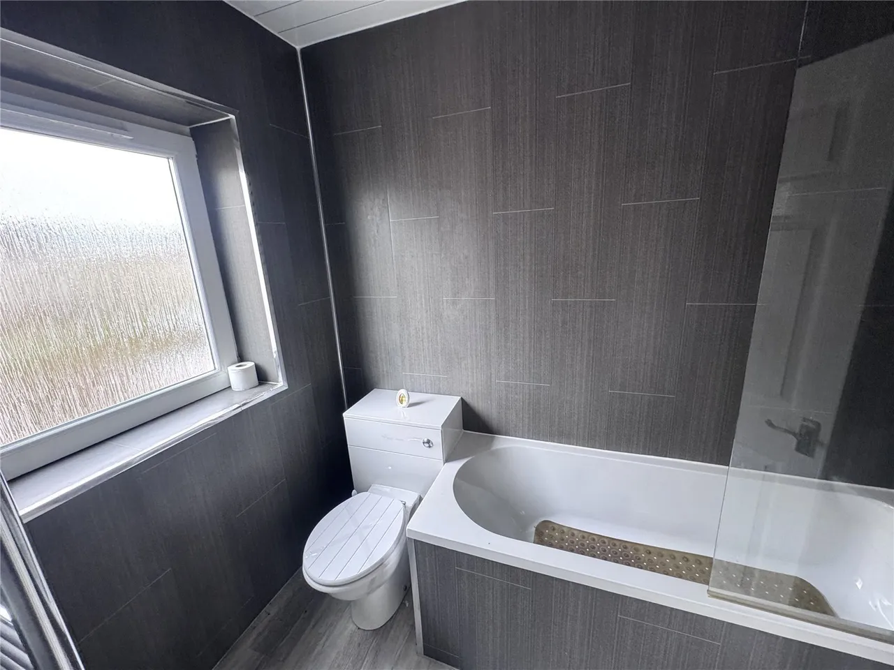 Etive Crescent, Wishaw, ML2, photo 6