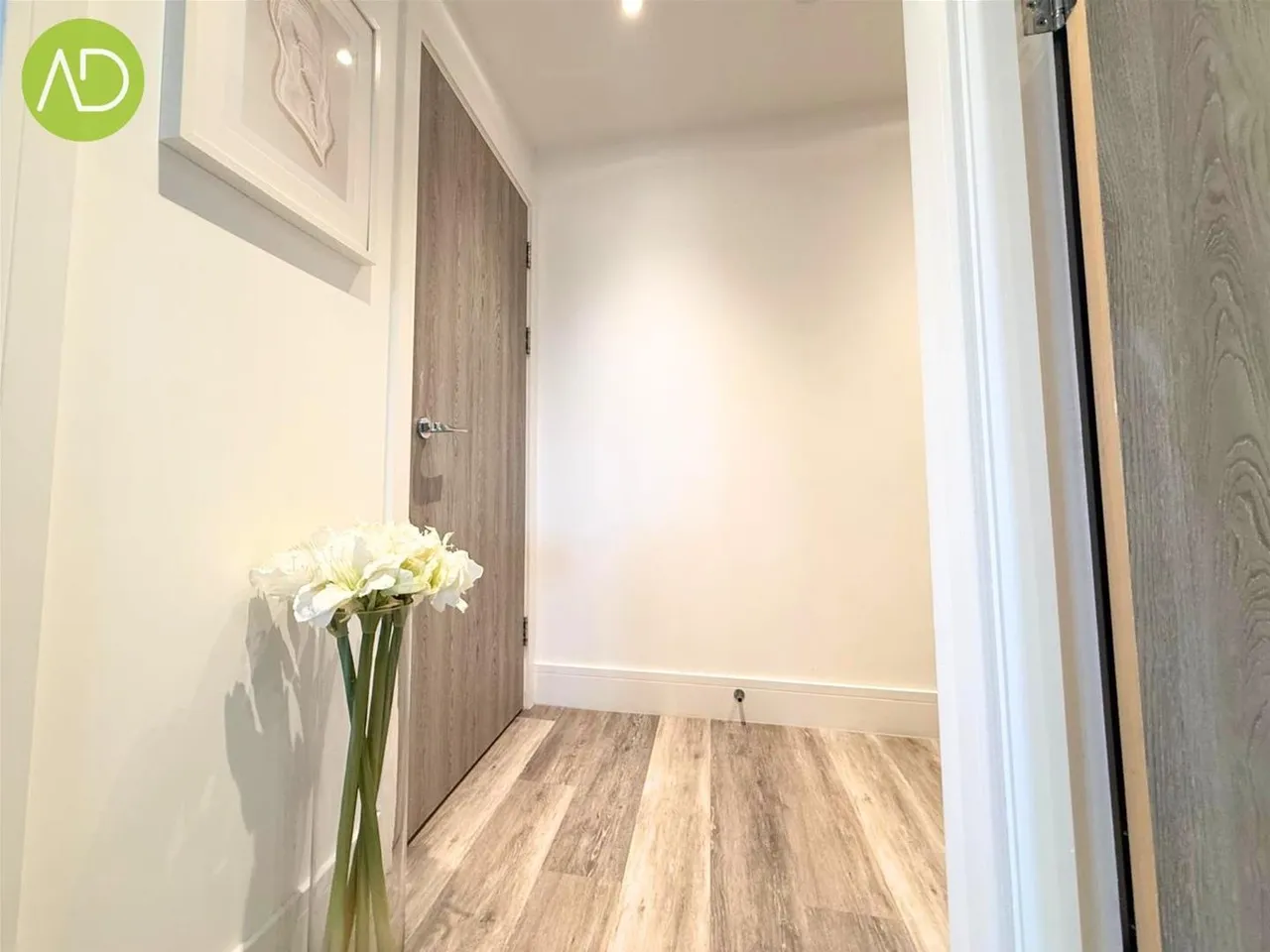 Woodlands Court, Hoddesdon EN11 0QE, photo 12