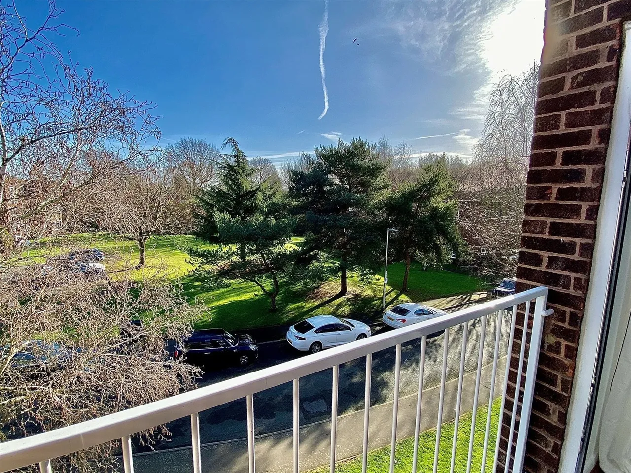 Malcom Way, London, E11, photo 9