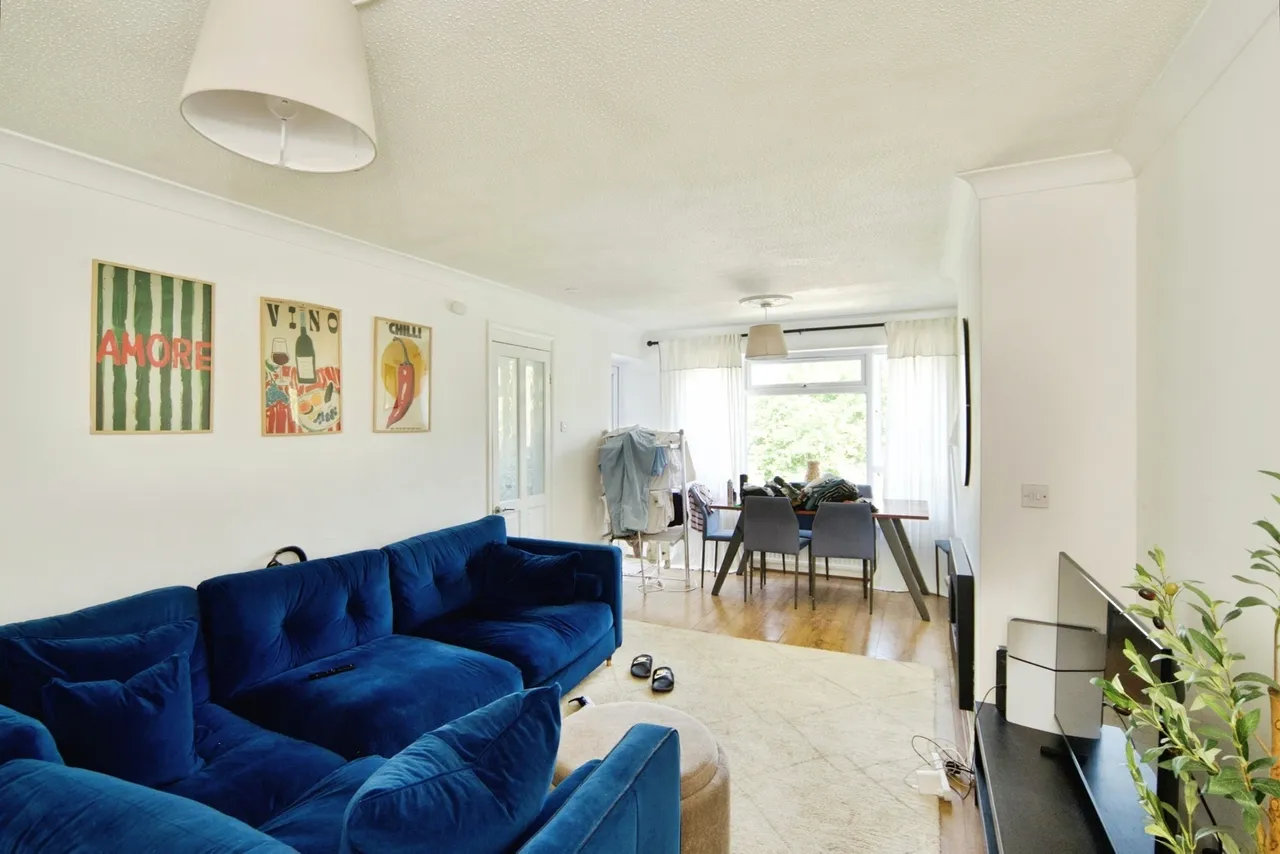 Malcom Way, London, E11, photo 10