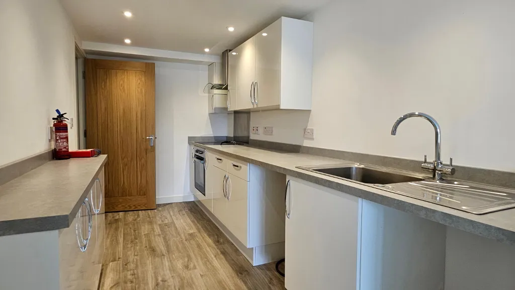 Great, Torrington, EX38, photo 5