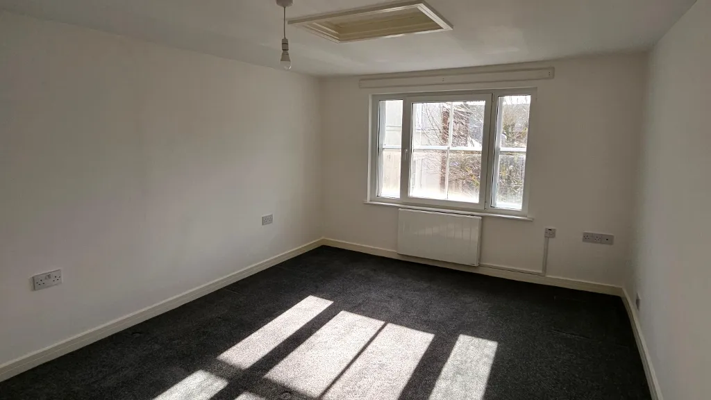 Great, Torrington, EX38, photo 8