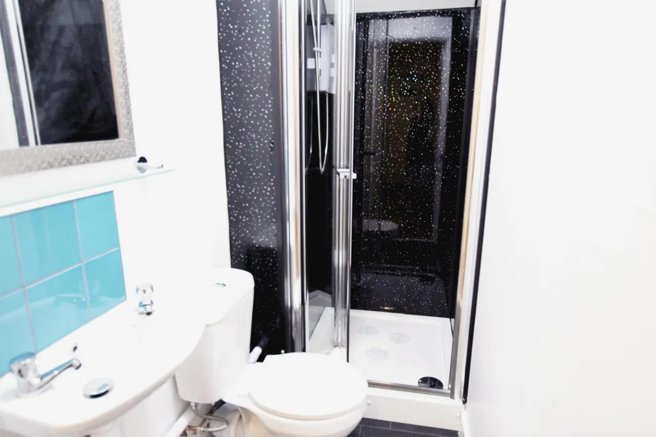 Borough Road, Burton upon Trent, DE14, photo 3