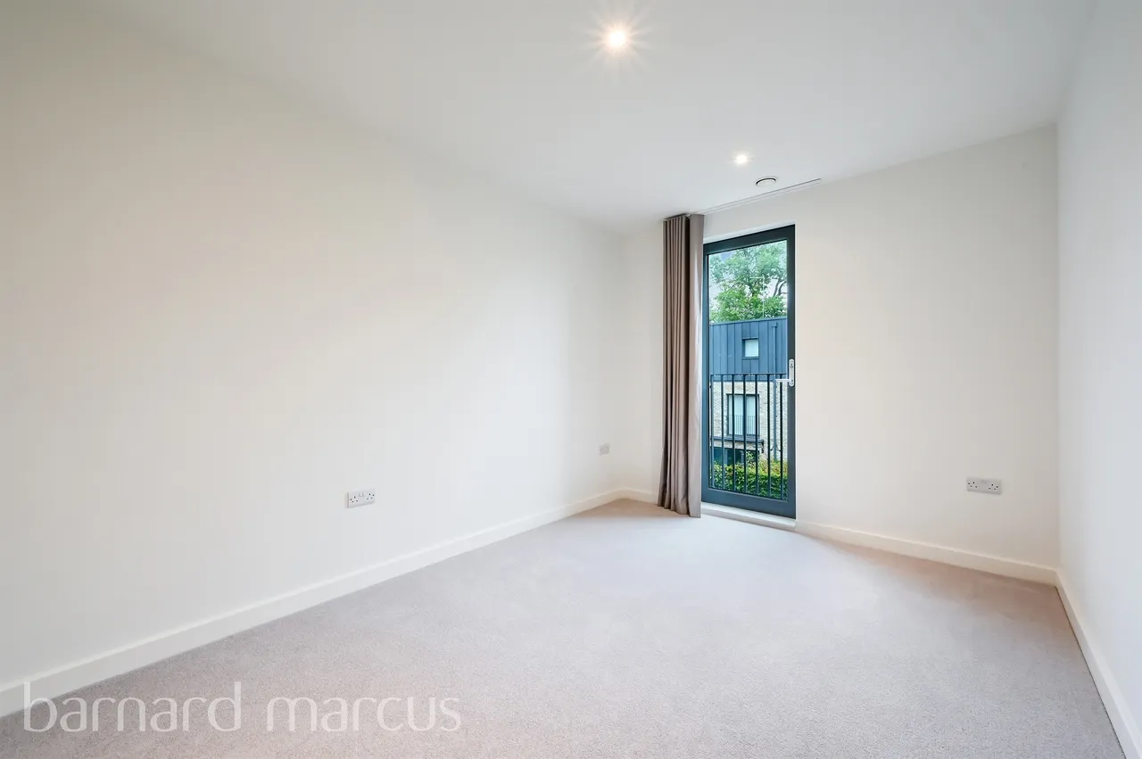 Helena Close, London, SW19, photo 11