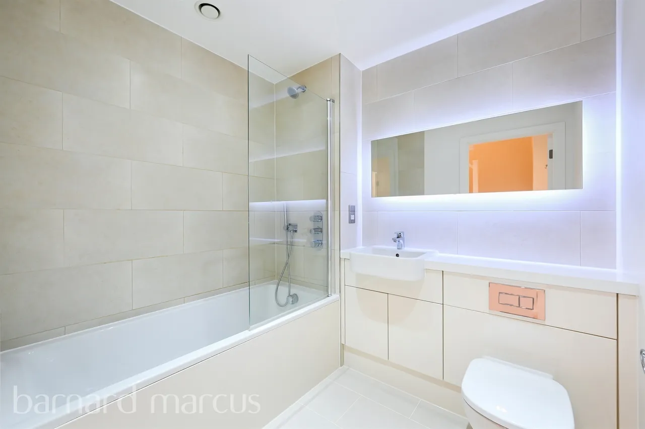 Helena Close, London, SW19, photo 13