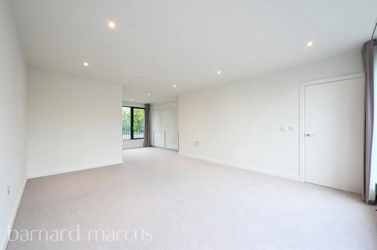 Helena Close, London, SW19, photo 10
