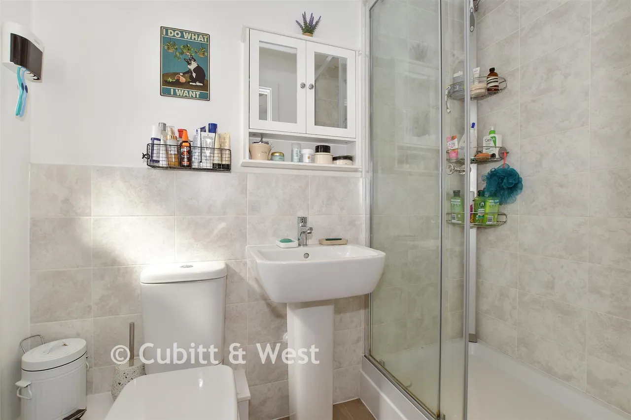 Eames Way, Crawley, RH10, photo 10