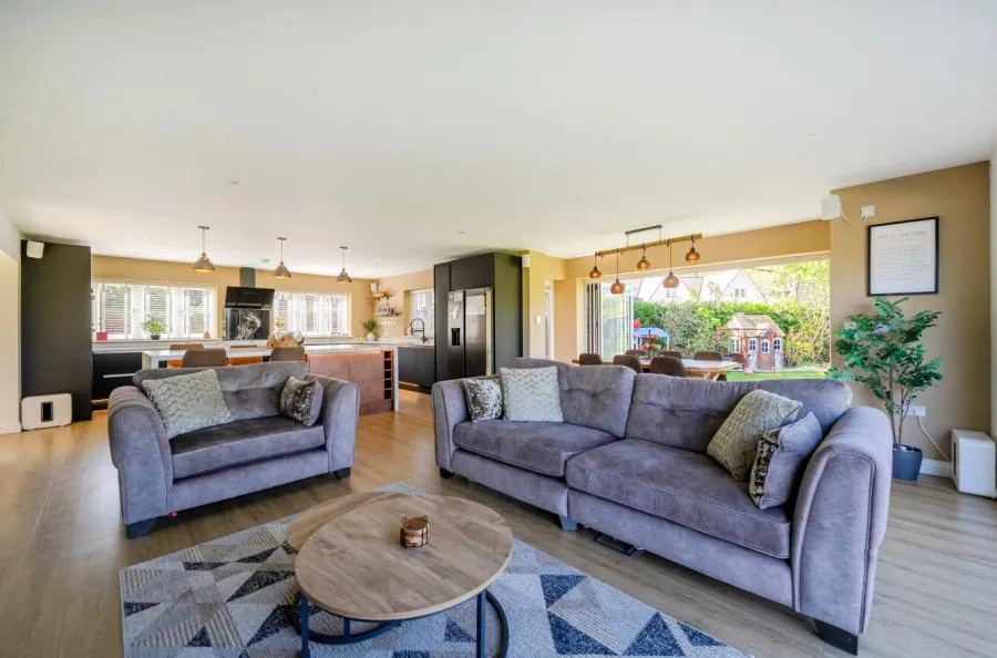 Chequers Lane, Eversley, RG27, photo 8