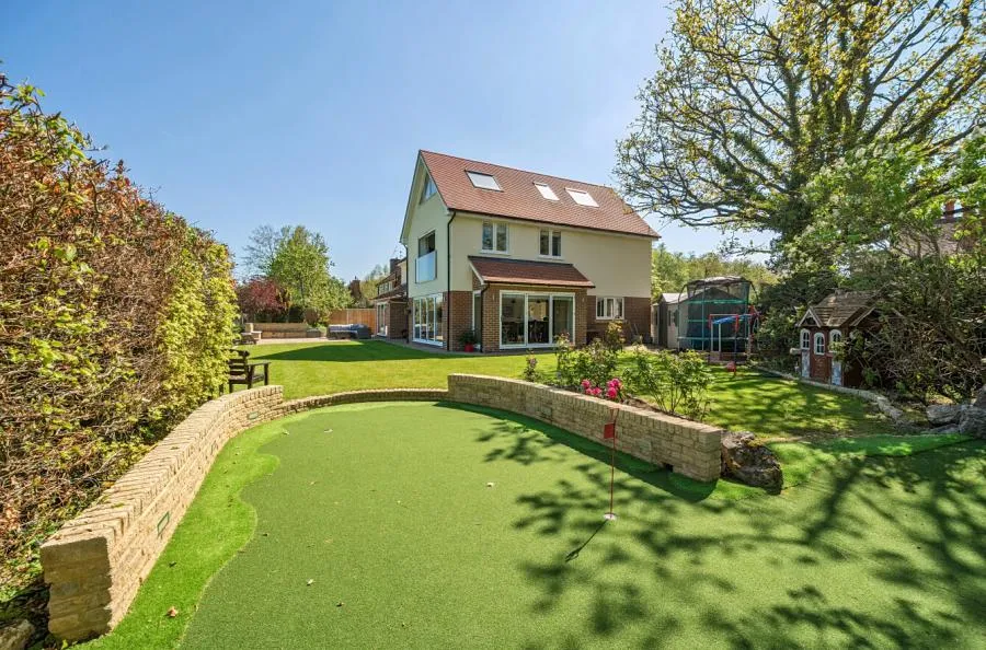 Chequers Lane, Eversley, RG27, photo 26