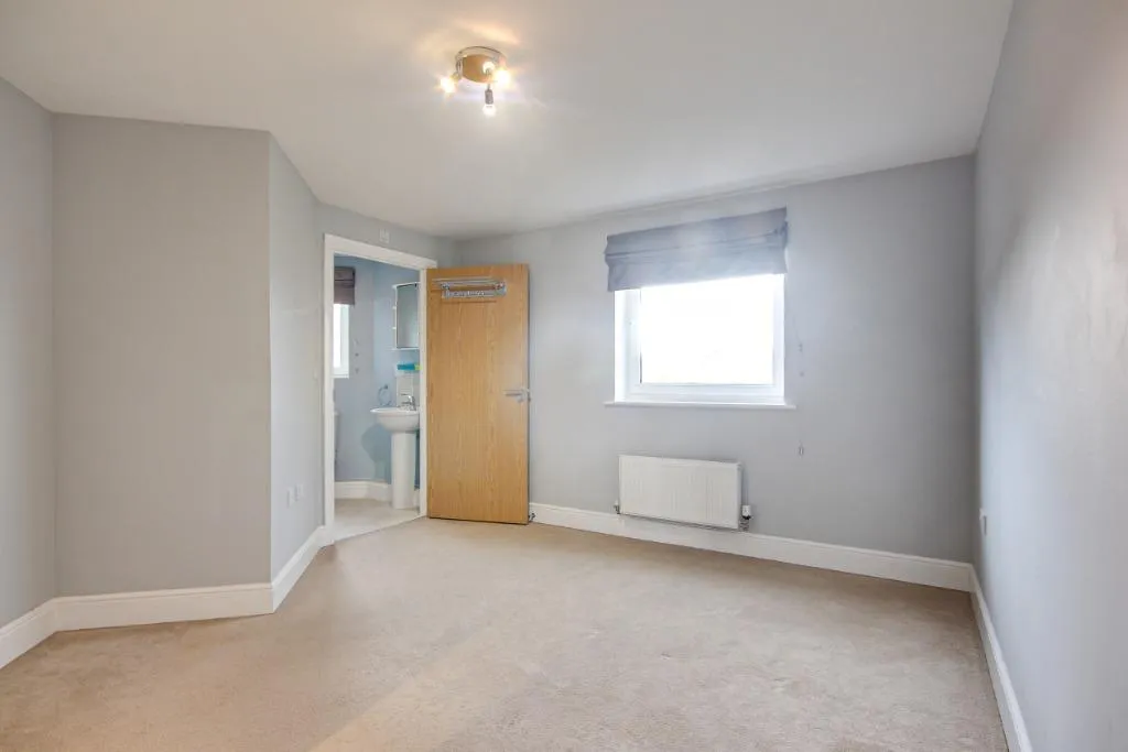 Longhorn Avenue, Cattle Market/St Oswalds Retail Park, Gloucester, GL1, photo 4